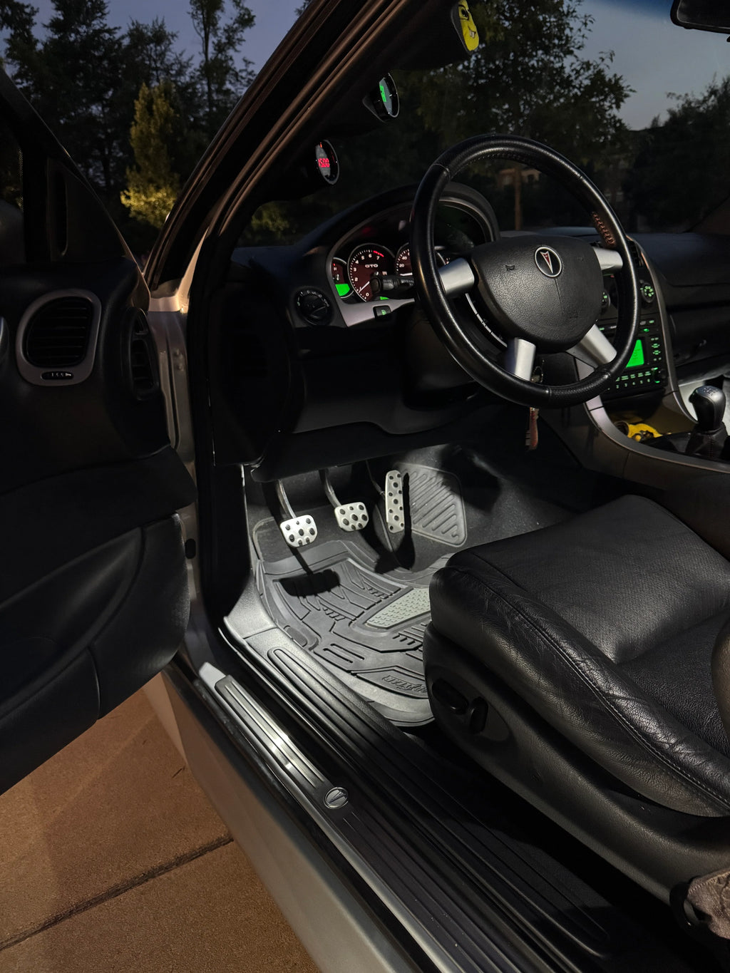 2004-2006 Pontiac GTO Super Bright 3014 Series LED interior light kit