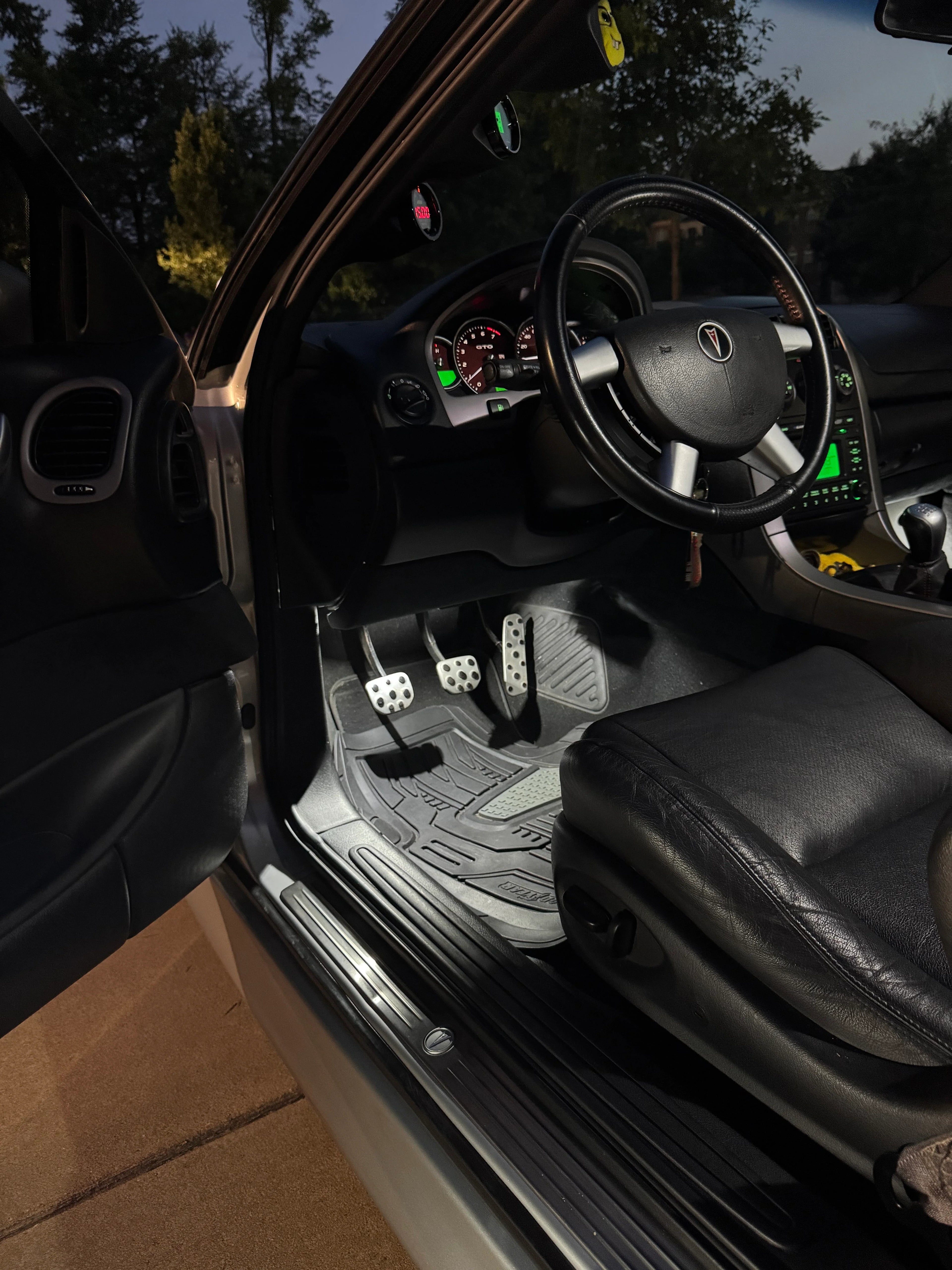 2004-2006 Pontiac GTO Super Bright 3014 Series LED interior light kit