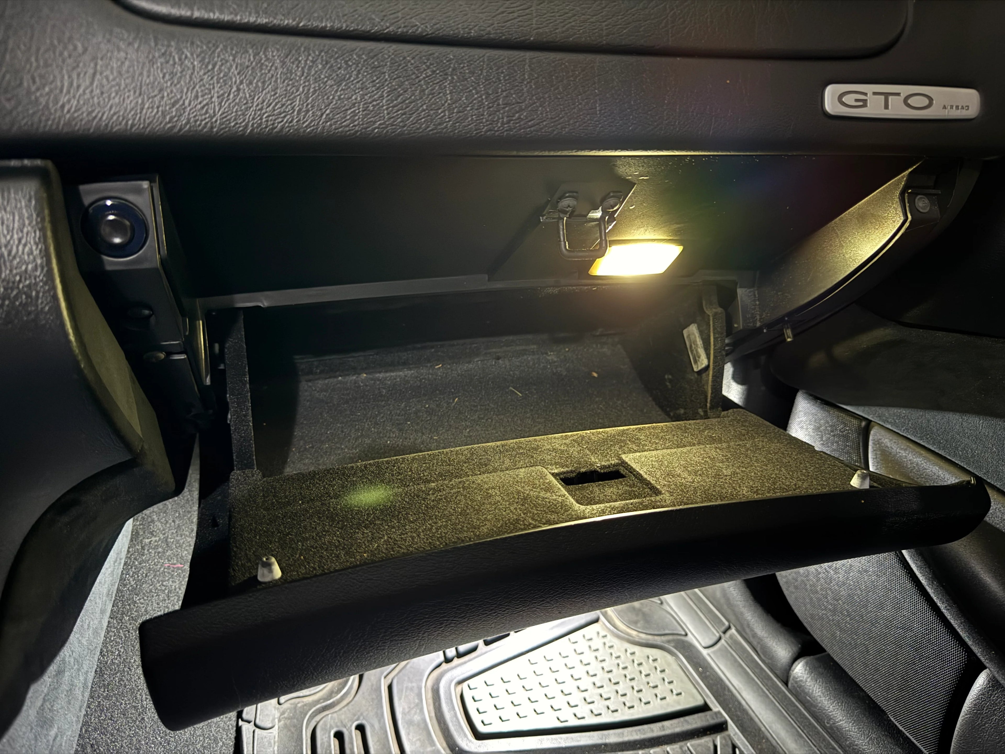 2004-2006 Pontiac GTO Super Bright 3014 Series LED interior light kit